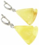 Серьги-треугольники из янтаря